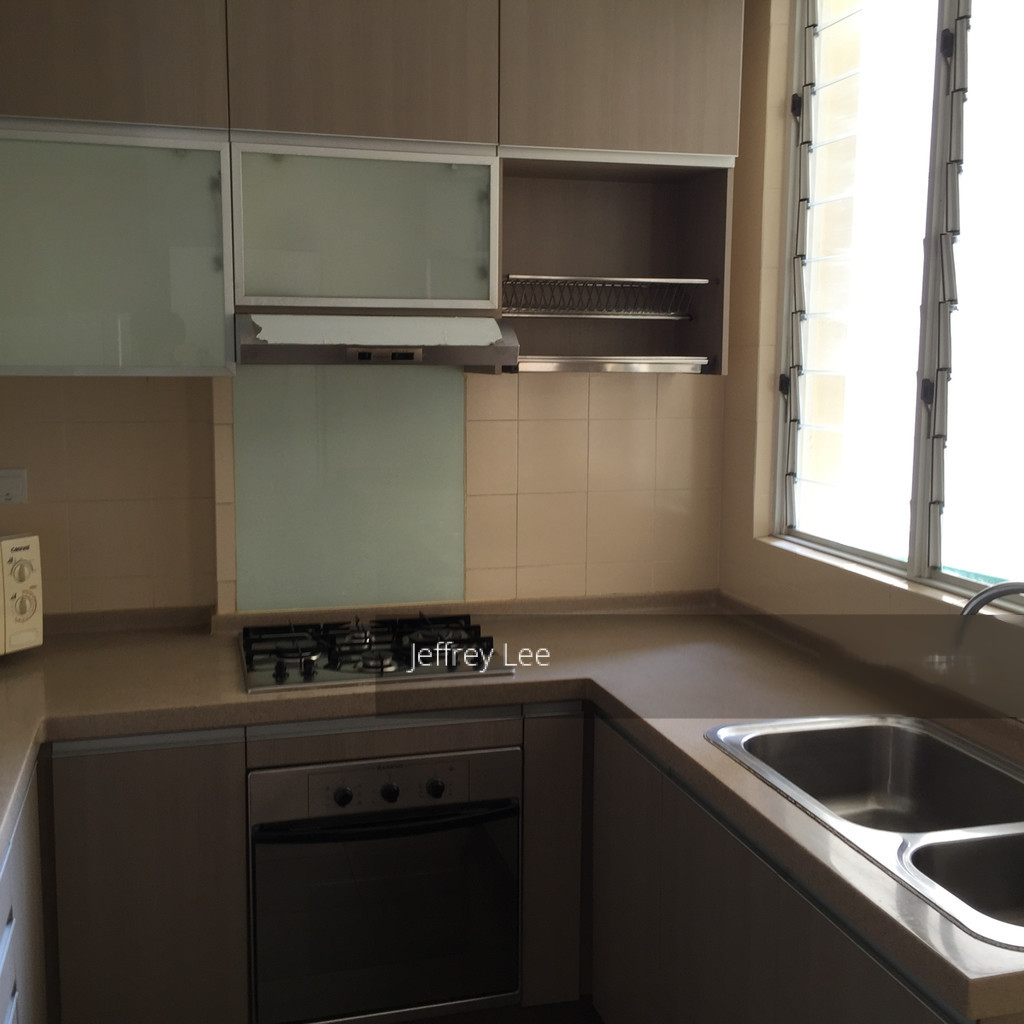 Grosvenor View (D14), Condominium #197974362